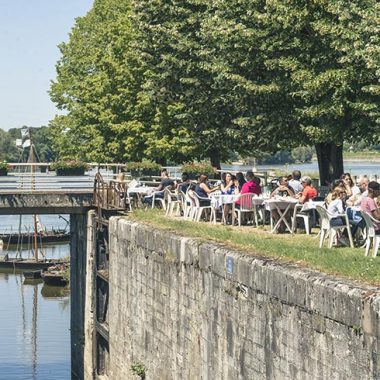 Restaurant bar La Marine à Combleux, Orléans Métropole