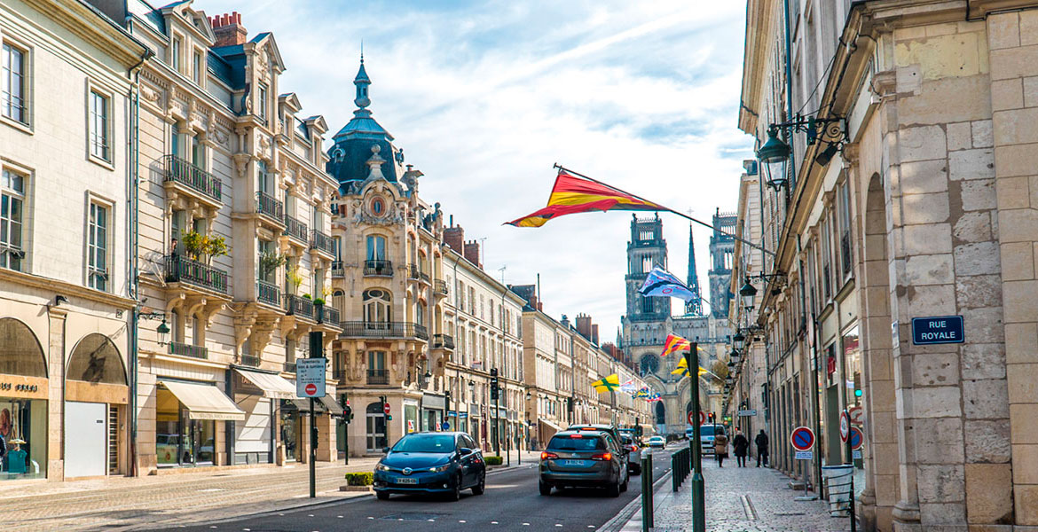 Rue Jeanne d'Arc à Orléans © Orléans Val de Loire Tourisme