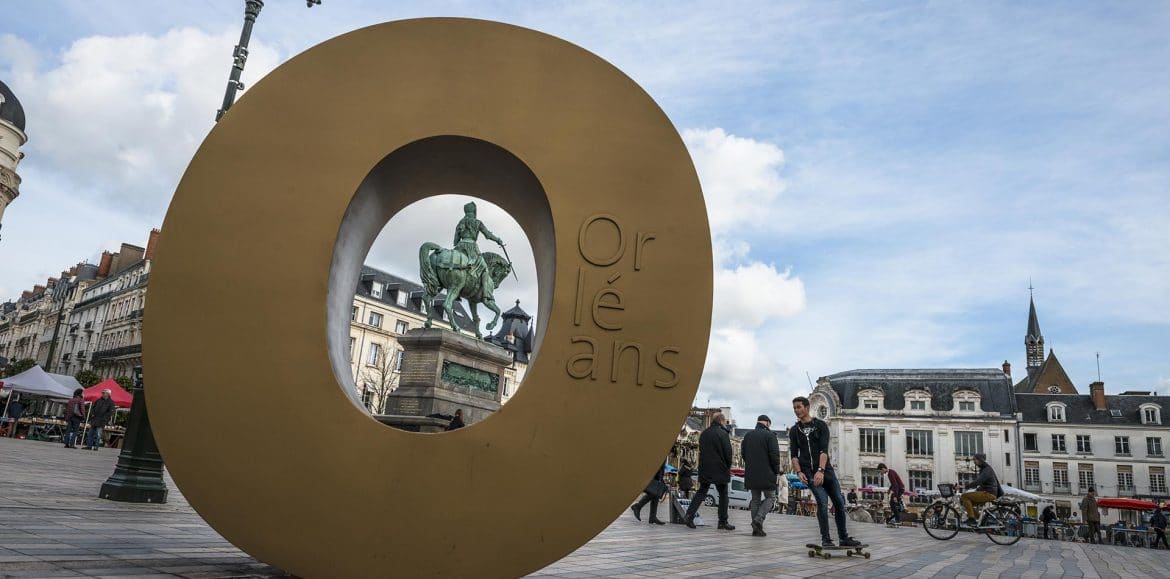 Place du Martroi à Orléans centre