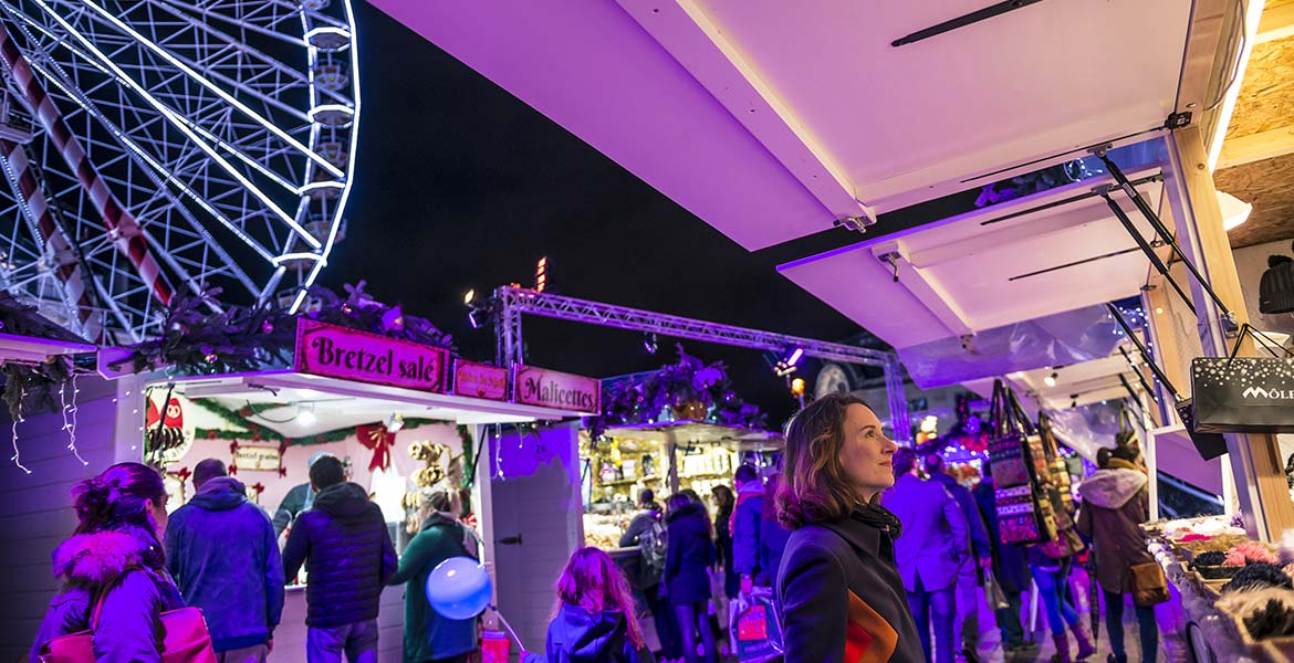 Marché de Noël place du Martroi à Orléans