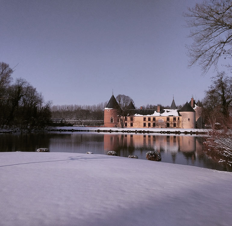 Château de Chamerolles sous la neige