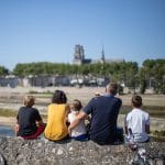 Famille à vélo à Orléans